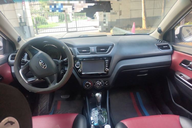 Used Kia K2 2012 Hatchback 1.4L Automatic Cool Edition Center Console