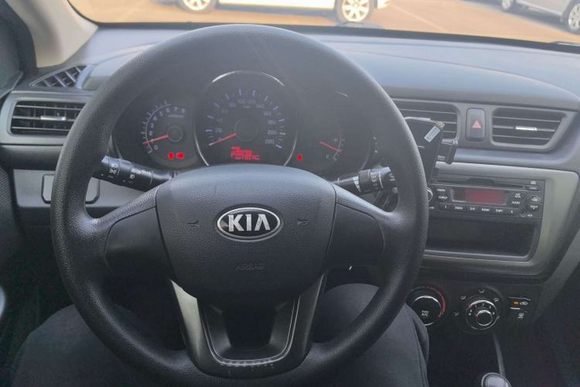 Used Kia K2 2012 Sedan 1.4L Automatic GLS Commemorative Edition Center Console