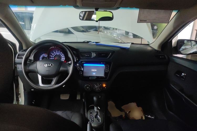 Used Kia K2 2012 Sedan 1.4L Automatic GLS Commemorative Edition Center Console