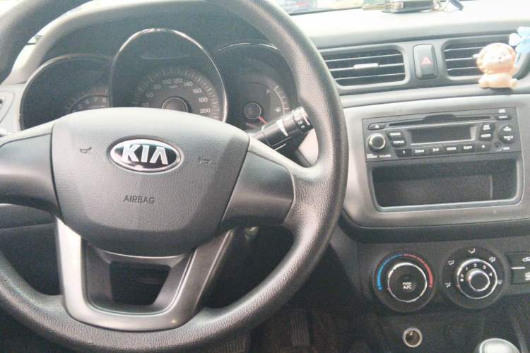 Used Kia K2 2012 Sedan 1.4L Automatic GLS Commemorative Edition Center Console
