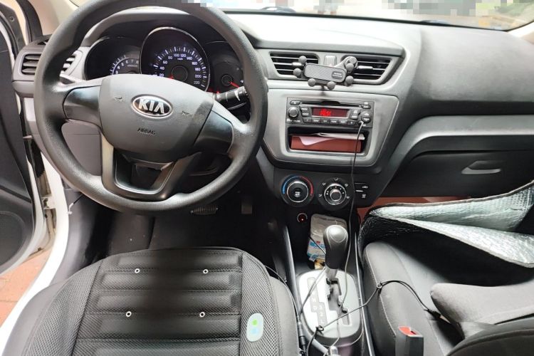 Used Kia K2 2012 Sedan 1.4L Automatic GLS Commemorative Edition Center Console