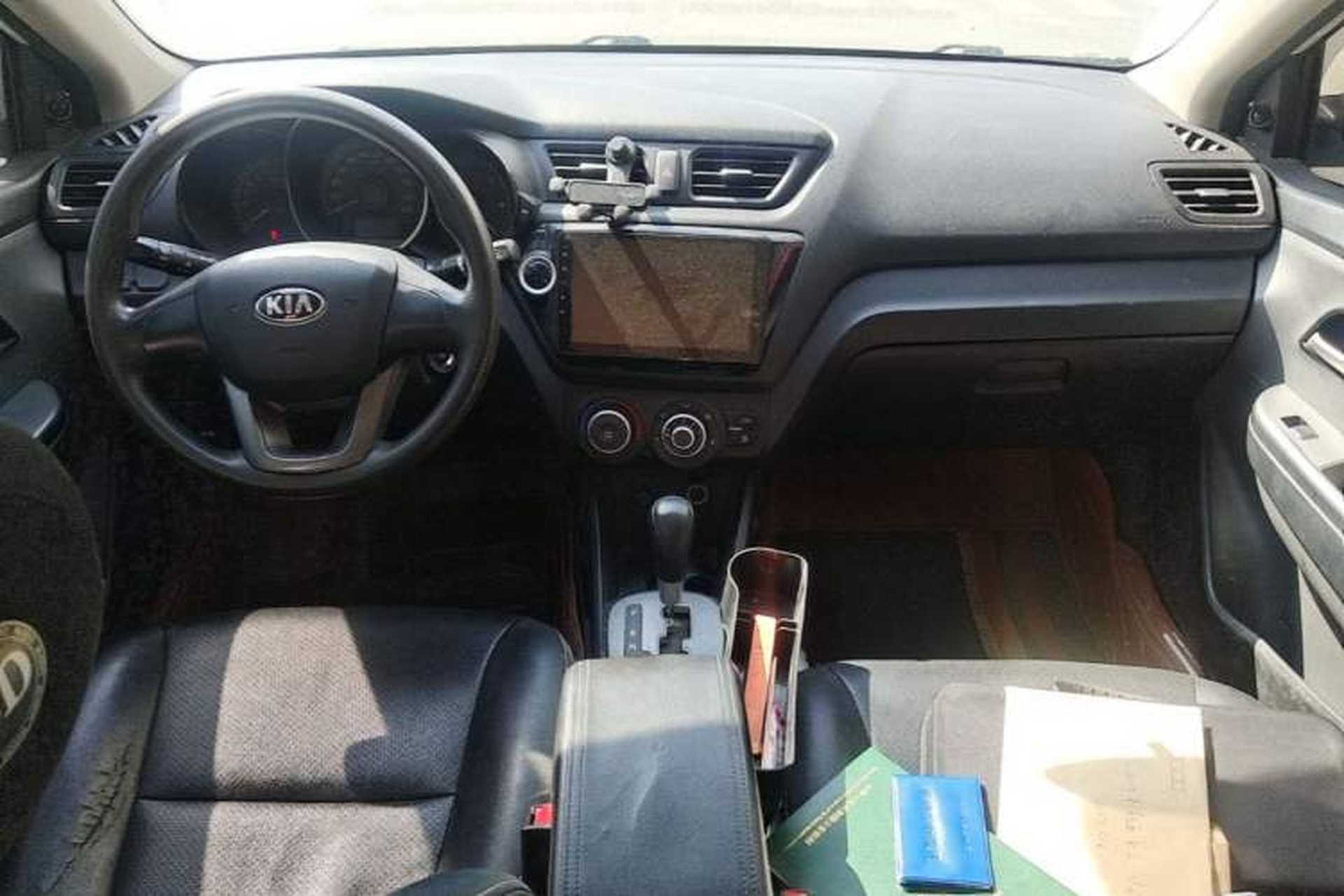 Used Kia K2 2012 Sedan 1.4L Automatic GLS Commemorative Edition Center Console