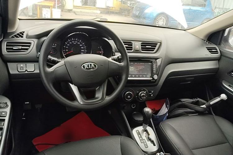 Used Kia K2 2012 Sedan 1.4L Automatic GLS Commemorative Edition Center Console