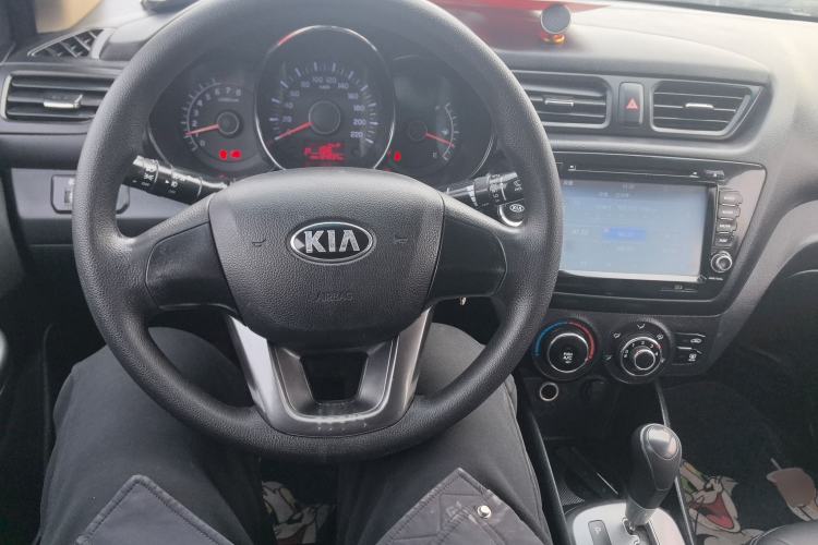 Used Kia K2 2012 Sedan 1.4L Automatic GLS Commemorative Edition Center Console