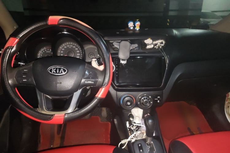 Used Kia K2 2012 Sedan 1.4L Automatic GLS Commemorative Edition Center Console