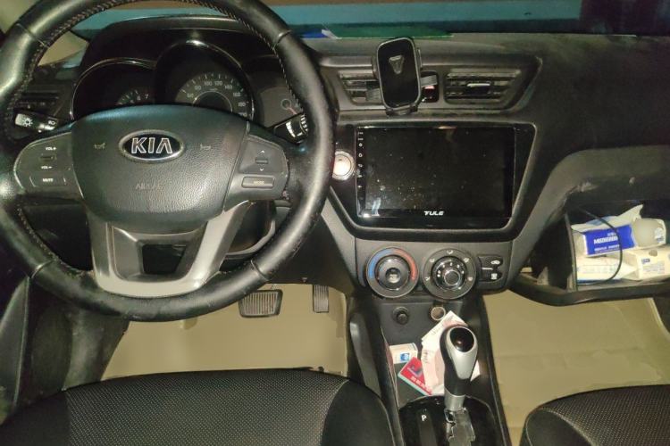 Used Kia K2 2012 Sedan 1.6L Automatic Transmission Premium Commemorative Edition Center Console