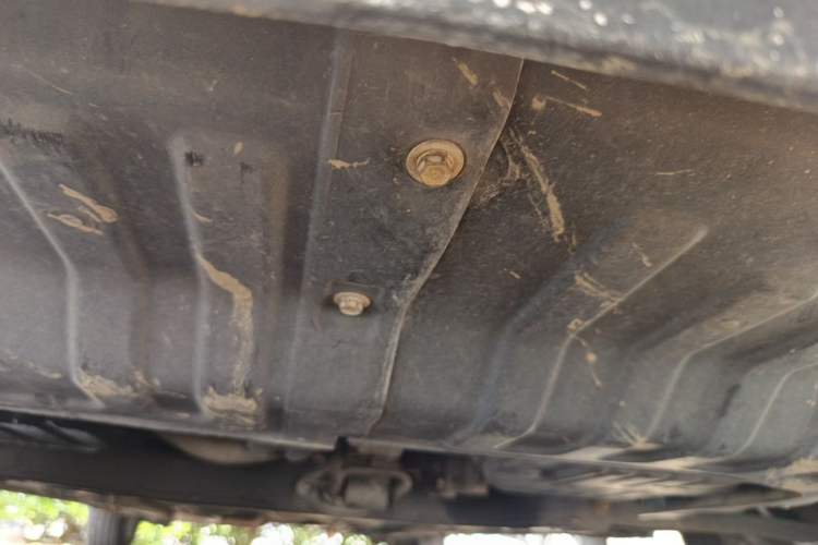 Used Kia K2 2012 Hatchback 1.4L AT GLS Chassis Front