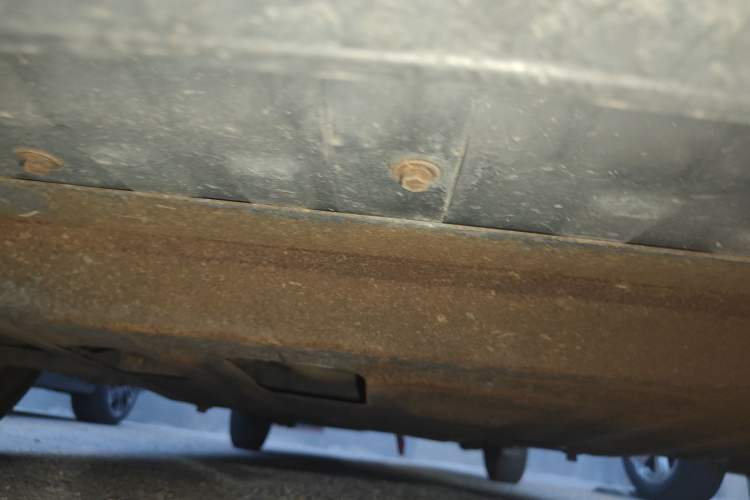 Used Kia K2 2012 Sedan 1.4L Automatic GLS Commemorative Edition Chassis Front