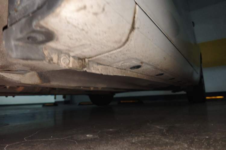 Used Kia K2 2012 Sedan 1.6L Automatic Transmission Premium Commemorative Edition Chassis Front Left