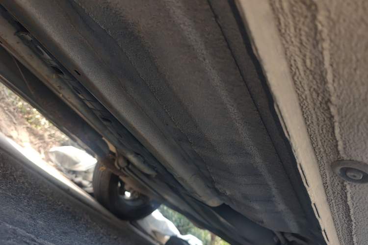 Used Kia K2 2012 Sedan 1.6L Automatic Transmission Premium Commemorative Edition Chassis Front Left