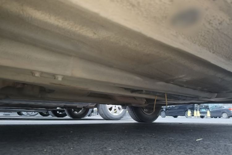 Used Kia K2 2012 Sedan 1.4L MT GLS Commemorative Edition Chassis Front Left