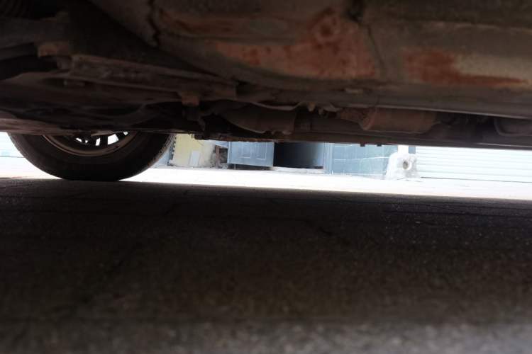 Used Kia K2 2012 Sedan 1.4L MT GL Commemorative Edition Chassis Front Left