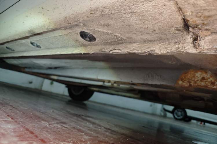 Used Kia K2 2012 Sedan 1.4L Automatic GLS Commemorative Edition Chassis Front Right