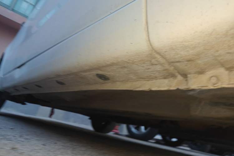 Used Kia K2 2012 Sedan 1.4L Automatic GLS Commemorative Edition Chassis Front Right