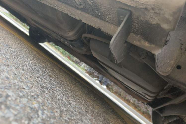 Used Kia K2 2012 Sedan 1.4L Automatic GLS Commemorative Edition Chassis Front Right