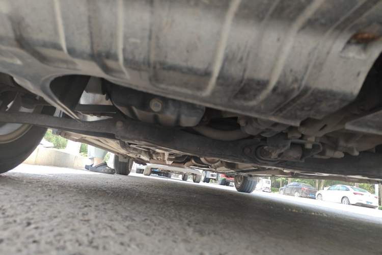 Used Kia K2 2012 Sedan 1.4L MT GLS Commemorative Edition Chassis Front Right