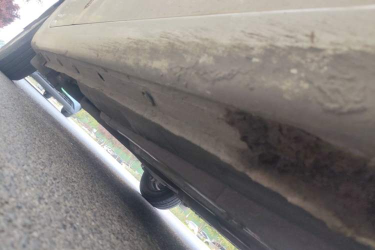 Used Kia K2 2012 Sedan 1.4L MT GL Commemorative Edition Chassis Front Right