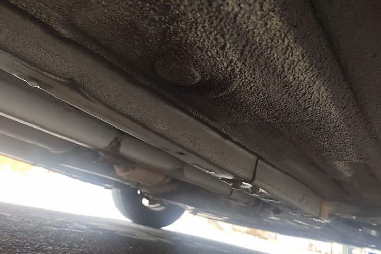 Used Kia K2 2012 Sedan 1.4L MT GLS Commemorative Edition Chassis Front Right