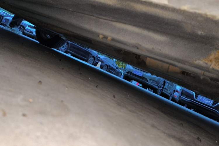 Used Kia K2 2012 Sedan 1.4L MT GLS Commemorative Edition Chassis Front Right