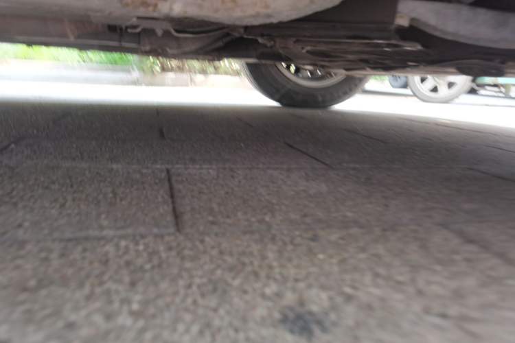 Used Kia K2 2012 Sedan 1.4L MT GL Commemorative Edition Chassis Front Right