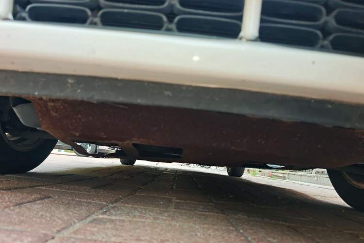 Used Kia K2 2012 Sedan 1.4L MT TOP Commemorative Edition Chassis Front