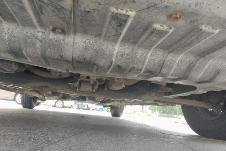 Used Kia K2 2012 Sedan 1.4L MT GLS Commemorative Edition Chassis Front
