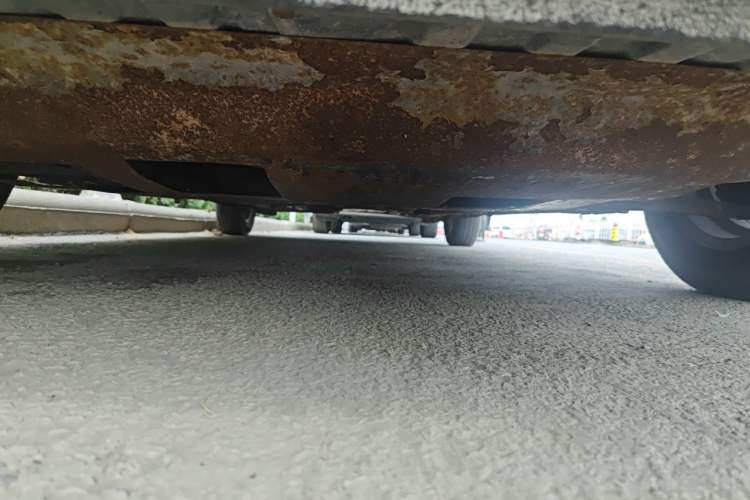 Used Kia K2 2012 Sedan 1.4L MT GLS Commemorative Edition Chassis Front