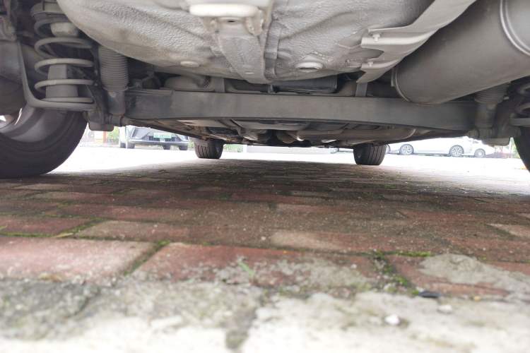 Used Kia K2 2012 Hatchback 1.6L AT Premium Chassis Rear