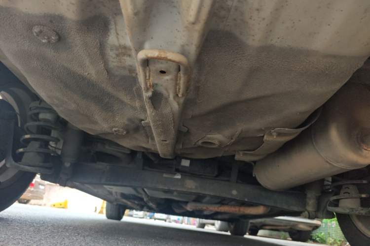 Used Kia K2 2012 Sedan 1.4L MT GLS Commemorative Edition Chassis Rear