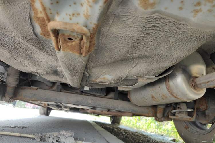 Used Kia K2 2012 Sedan 1.4L MT GLS Commemorative Edition Chassis Rear