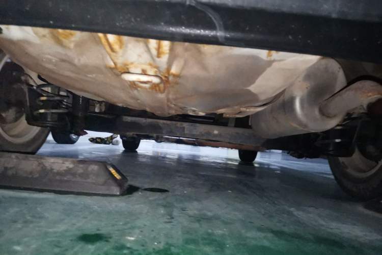 Used Kia K2 2012 Sedan 1.4L MT GLS Commemorative Edition Chassis Rear