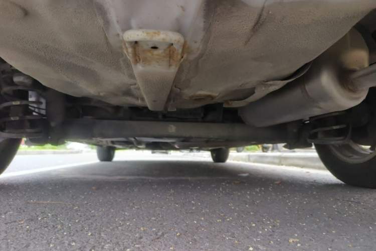 Used Kia K2 2012 Sedan 1.4L MT GLS Commemorative Edition Chassis Rear