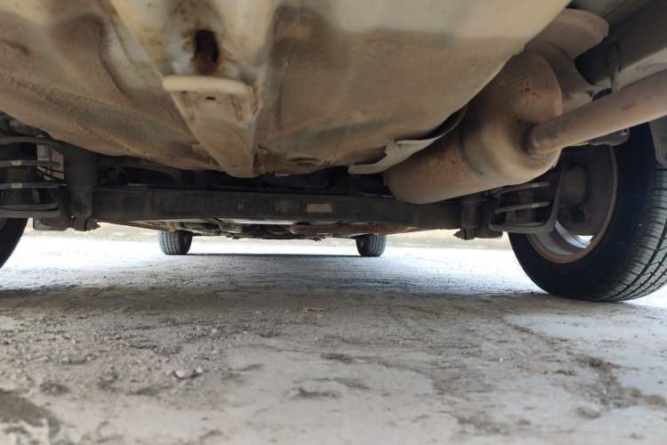 Used Kia K2 2012 Sedan 1.4L MT GLS Commemorative Edition Chassis Rear