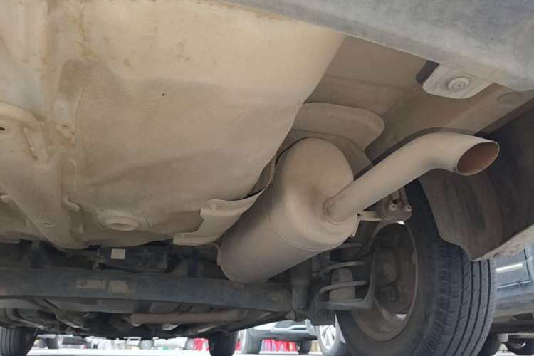 Used Kia K2 2012 Sedan 1.4L MT GLS Commemorative Edition Chassis Rear