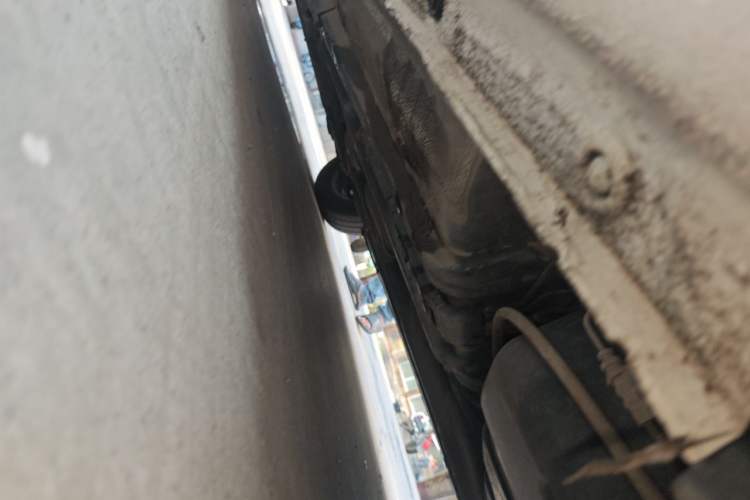Used Kia K2 2012 Sedan 1.4L MT GLS Commemorative Edition Chassis Rear Left