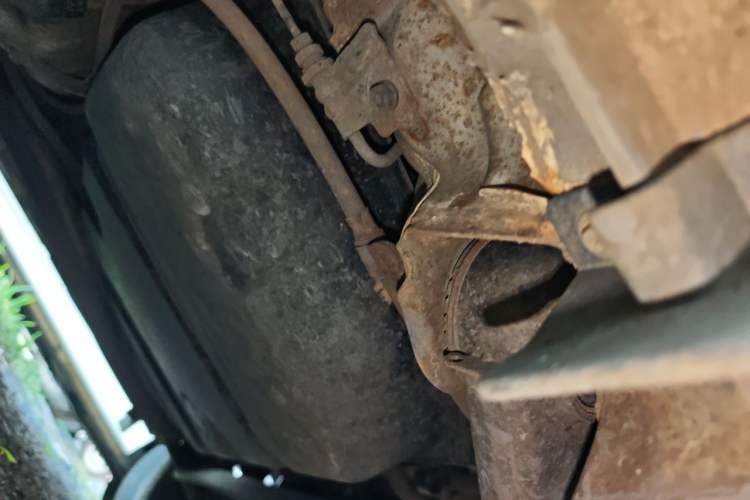 Used Kia K2 2012 Sedan 1.6L Automatic Transmission Premium Commemorative Edition Chassis Rear Left