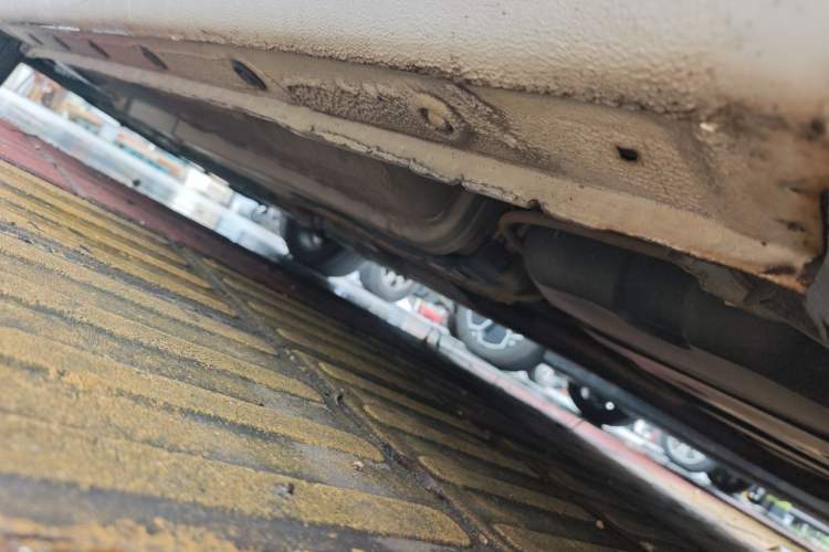 Used Kia K2 2012 Sedan 1.6L Automatic Transmission Premium Commemorative Edition Chassis Rear Left