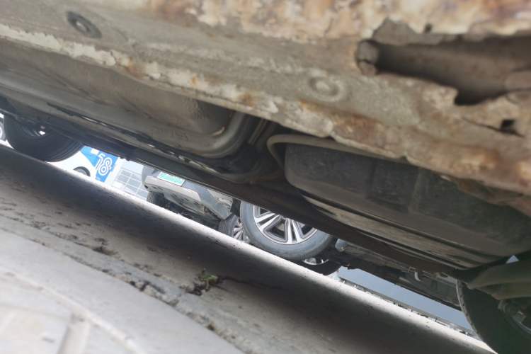 Used Kia K2 2012 Sedan 1.4L MT GLS Commemorative Edition Chassis Rear Left