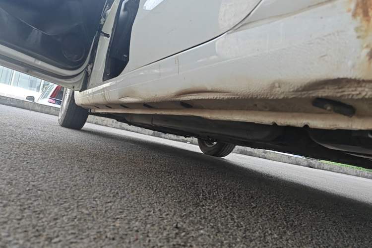 Used Kia K2 2012 Sedan 1.4L MT GLS Commemorative Edition Chassis Rear Left