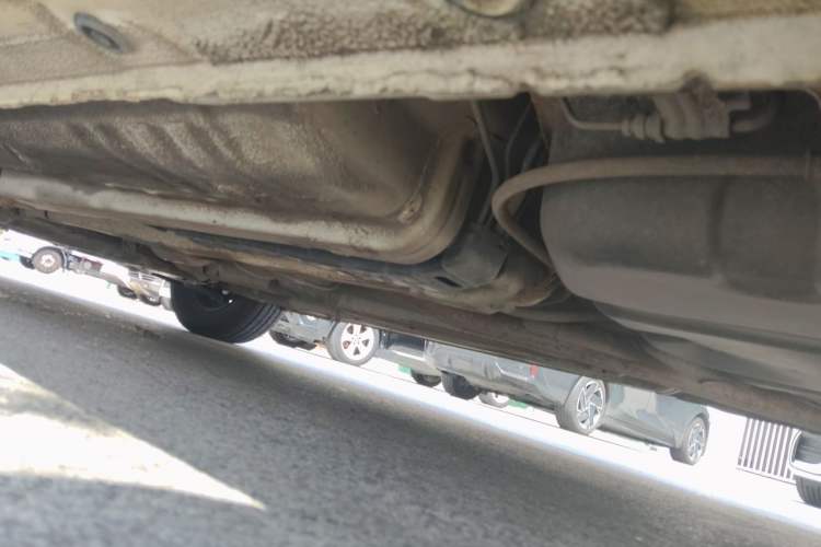 Used Kia K2 2012 Sedan 1.4L MT GLS Commemorative Edition Chassis Rear Left