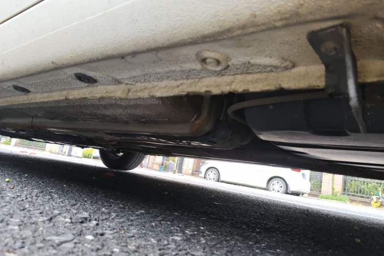 Used Kia K2 2012 Sedan 1.4L MT GLS Commemorative Edition Chassis Rear Left