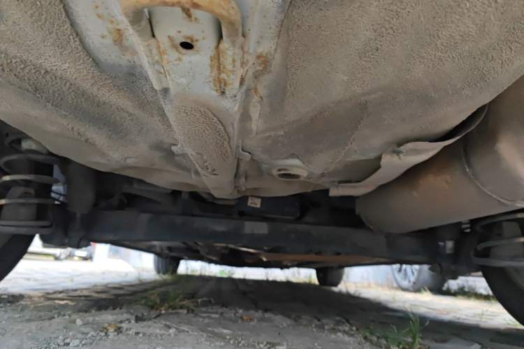Used Kia K2 2012 Sedan 1.4L MT GLS Commemorative Edition Chassis Rear