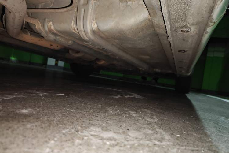 Used Kia K2 2012 Sedan 1.4L MT GLS Commemorative Edition Chassis Rear Right