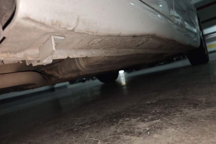 Used Kia K2 2012 Sedan 1.6L Automatic Transmission Premium Commemorative Edition Chassis Rear Right