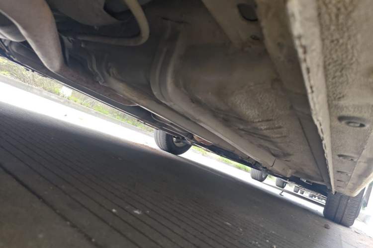 Used Kia K2 2012 Sedan 1.4L MT GLS Commemorative Edition Chassis Rear Right