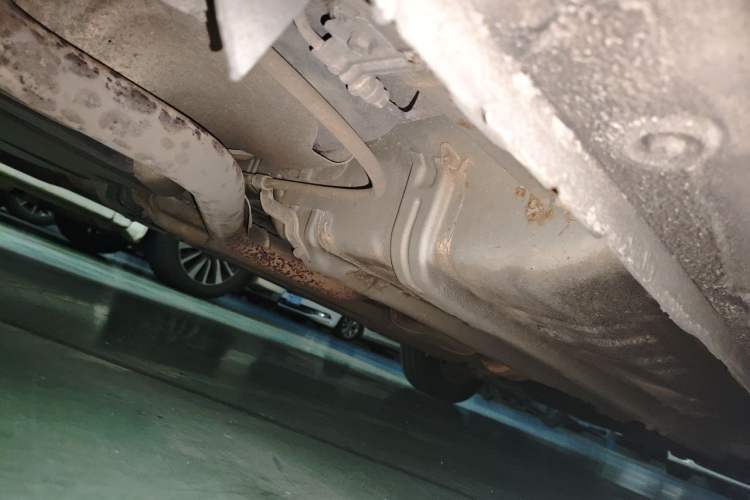 Used Kia K2 2012 Sedan 1.4L Automatic GLS Commemorative Edition Chassis Rear Right