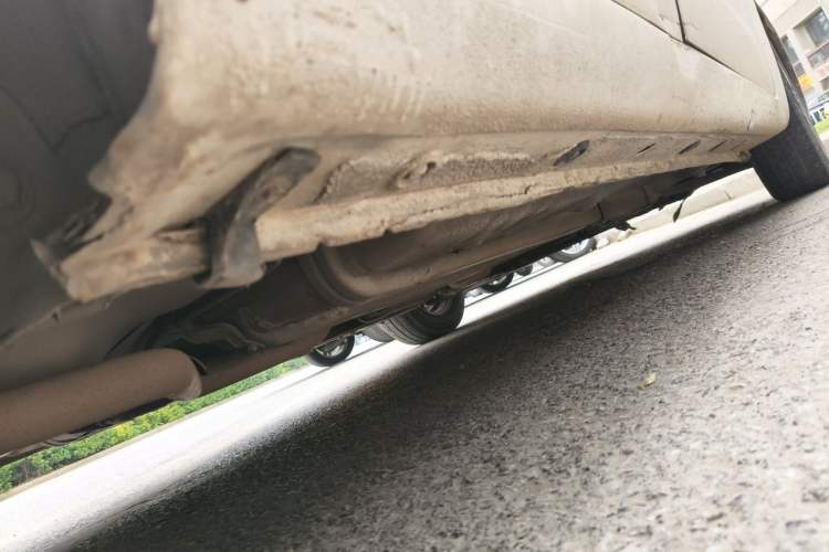 Used Kia K2 2012 Sedan 1.4L MT GLS Commemorative Edition Chassis Rear Right