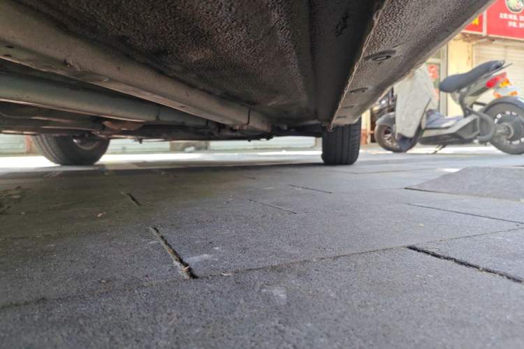 Used Kia K2 2012 Sedan 1.4L MT GLS Commemorative Edition Chassis Rear Right