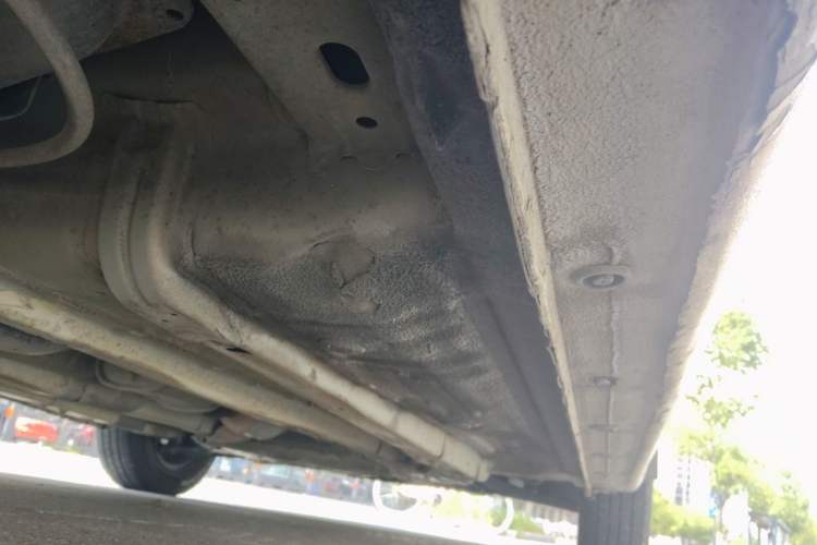 Used Kia K2 2012 Sedan 1.4L MT GLS Commemorative Edition Chassis Rear Right