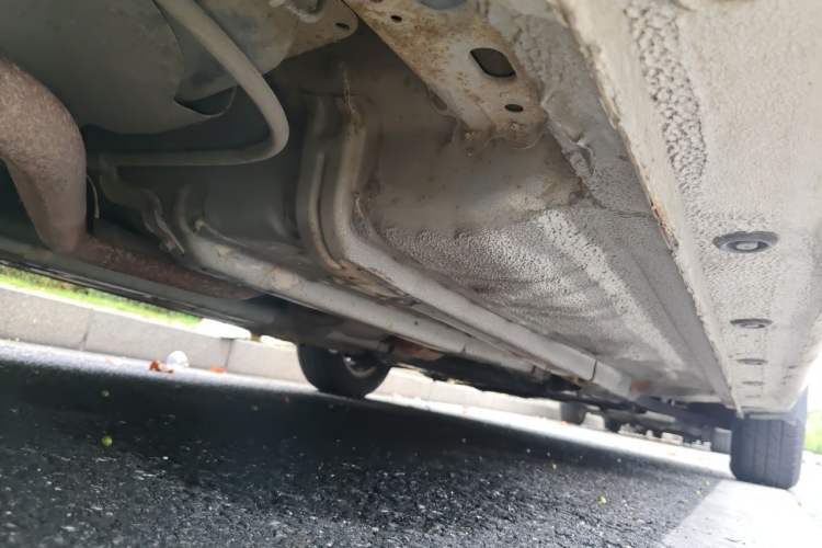 Used Kia K2 2012 Sedan 1.4L MT GLS Commemorative Edition Chassis Rear Right